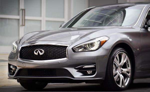 Infiniti introduces a more efficient 129g/km entry-level Q70