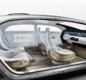 Autonomous driving in hydrogen-powered luxury, Mercedes-styl...