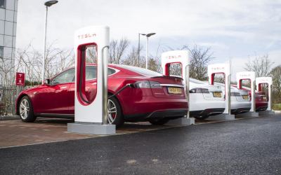 Tesla opens 17th Supercharger in the UK