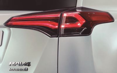Toyota tease a hybrid RAV4