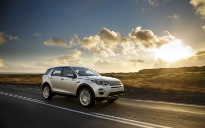 Land Rover release new fuel-efficient Ingenium diesel engine