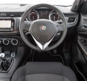 Alfa Romeo Giulietta Dashboard