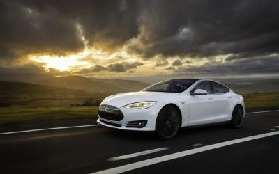 Tesla Introduces 2 Cheaper Versions of Its Popular Model S